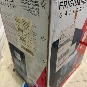 Frigidaire Gallery Silver Nugget Ice Maker